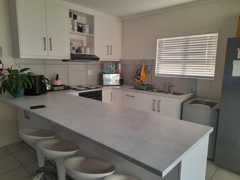 2 Bedroom Property for Sale in Vredenburg Western Cape